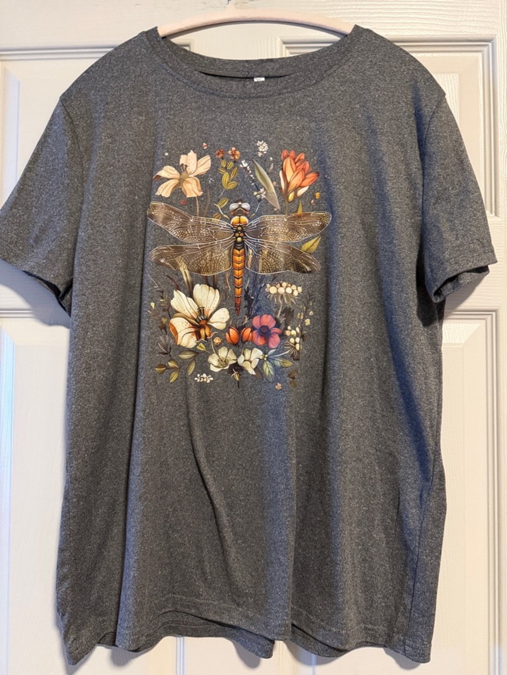 Women's Short Sleeve Gray Tee with Dragonfly Floral Graphic